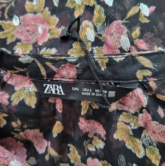 Sheer floral zara blouse size L - Picture 3 of 4